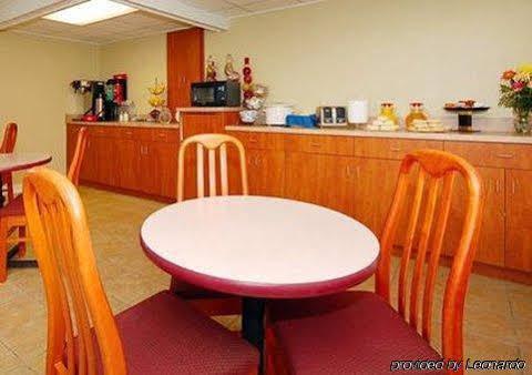 Rodeway Inn Effingham Esterno foto